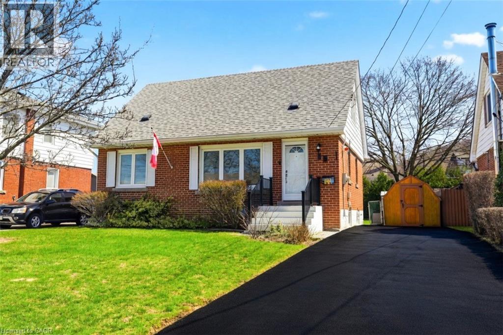 15 ROSELLE Place, Stoney Creek, Ontario