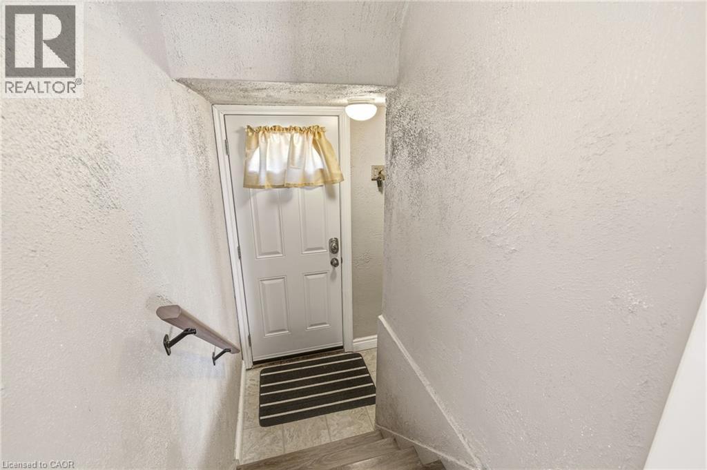 15 Roselle Place, Stoney Creek, Ontario  L8G 1R2 - Photo 33 - 40819734