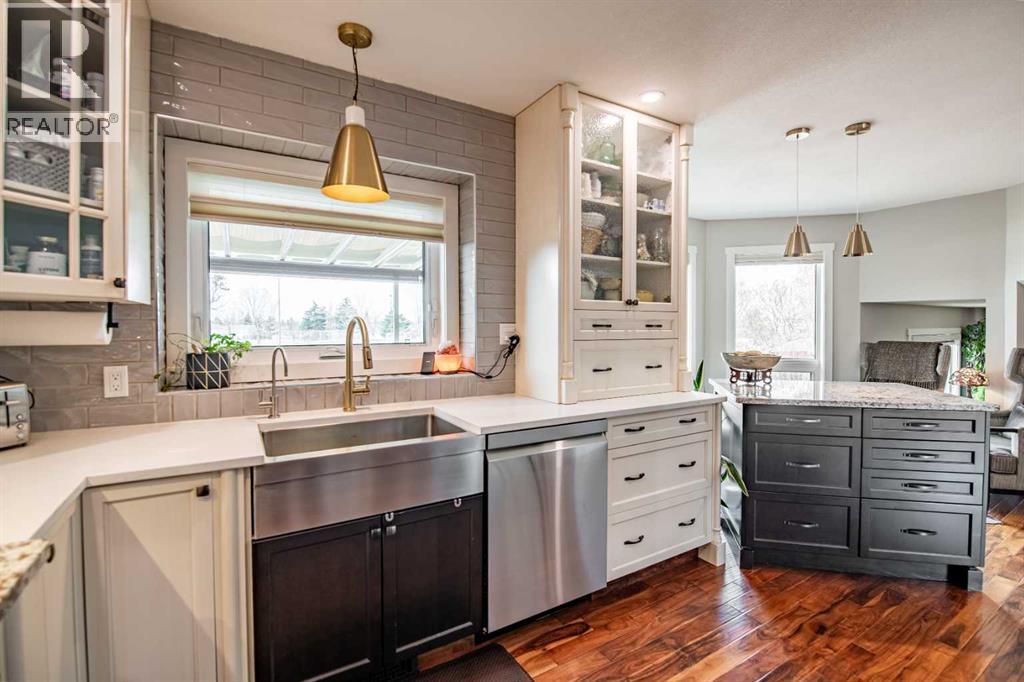 14 Eldridge Crescent, Red Deer, Alberta  T4R 2C9 - Photo 9 - A2301757