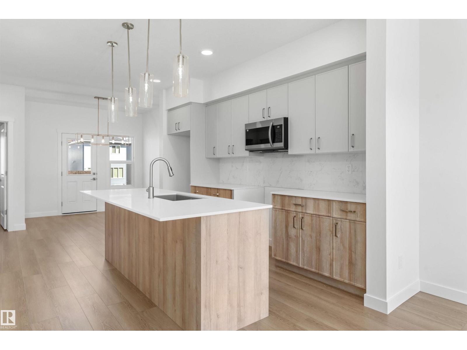 1060 14 Av Nw, Edmonton, Alberta  T6T 2W7 - Photo 14 - E4477234