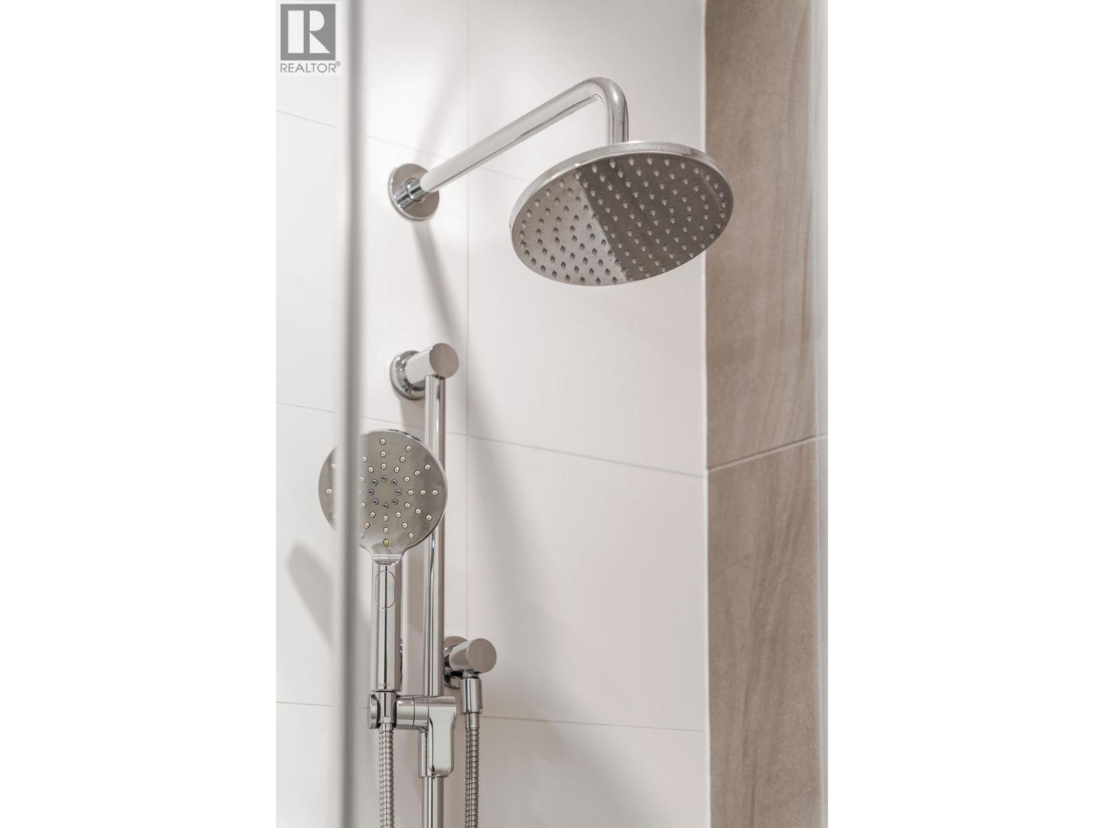 223 650 E 2nd Street, North Vancouver, British Columbia  V7L 1E3 - Photo 32 - R3112169