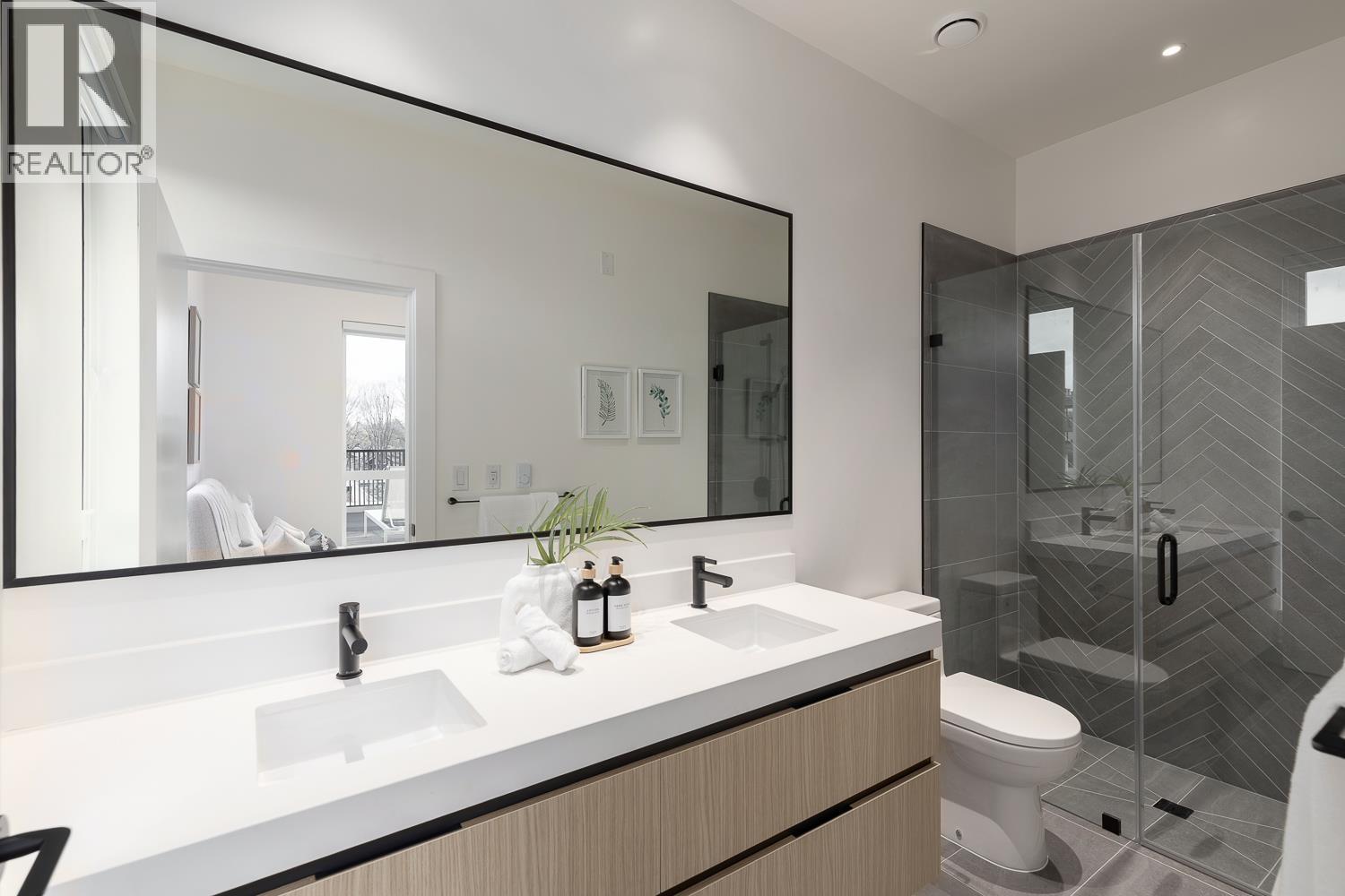 601 2235 E Broadway, Vancouver, British Columbia  V5N 0J5 - Photo 11 - R3112178