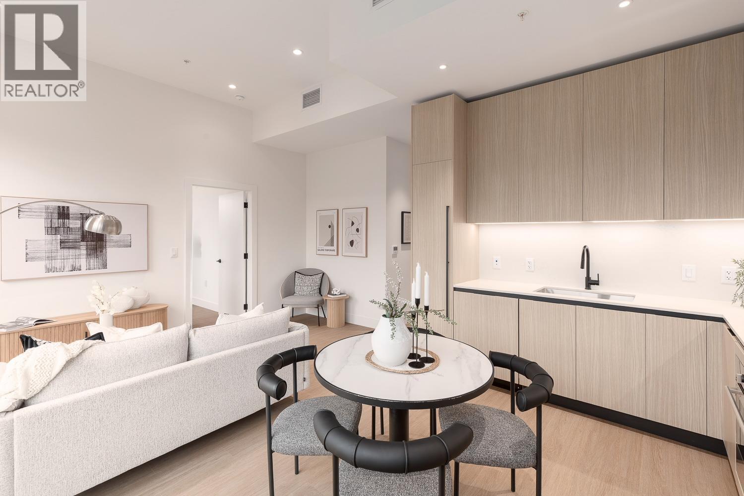 601 2235 E Broadway, Vancouver, British Columbia  V5N 0J5 - Photo 6 - R3112178