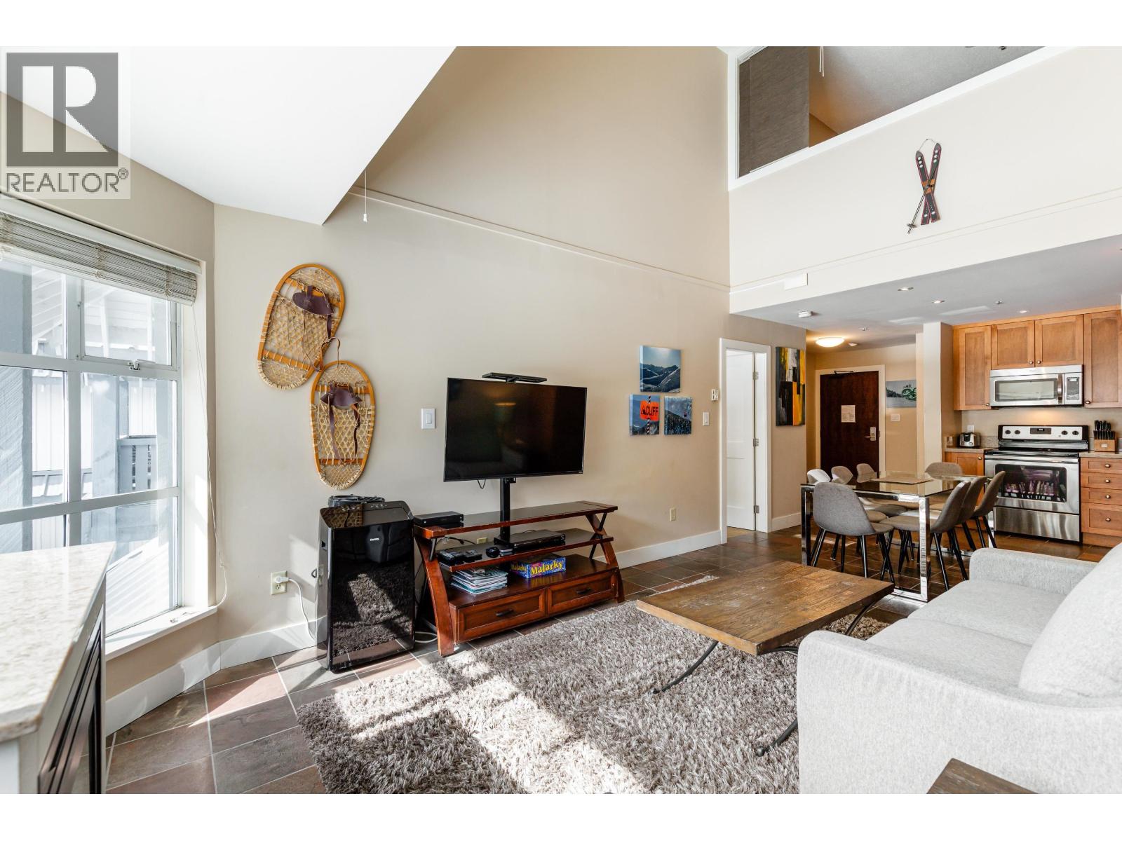 339 4573 Chateau Boulevard, Whistler, British Columbia  V8E 0Z5 - Photo 4 - R3111735