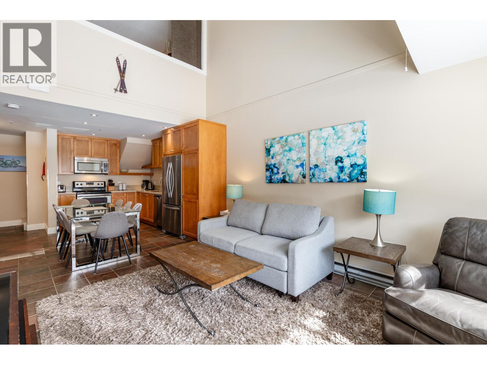 339 4573 Chateau Boulevard, Whistler, British Columbia  V8E 0Z5 - Photo 5 - R3111735