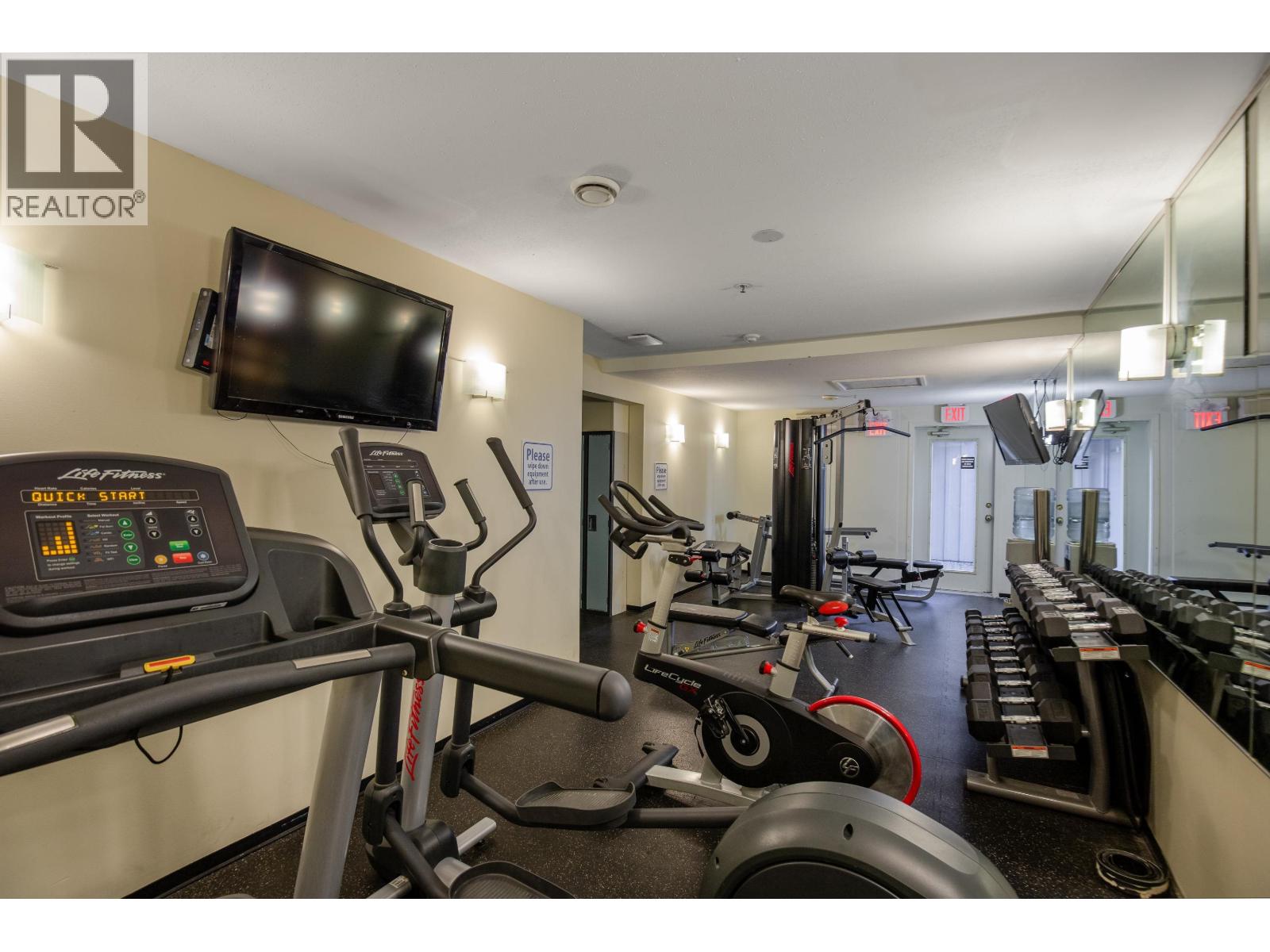 339 4573 Chateau Boulevard, Whistler, British Columbia  V8E 0Z5 - Photo 14 - R3111735