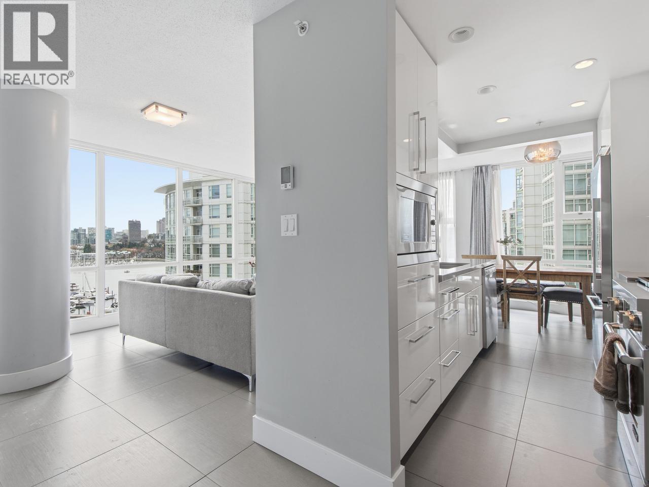 1101 193 Aquarius Mews, Vancouver, British Columbia  V6Z 2Z2 - Photo 14 - R3099736