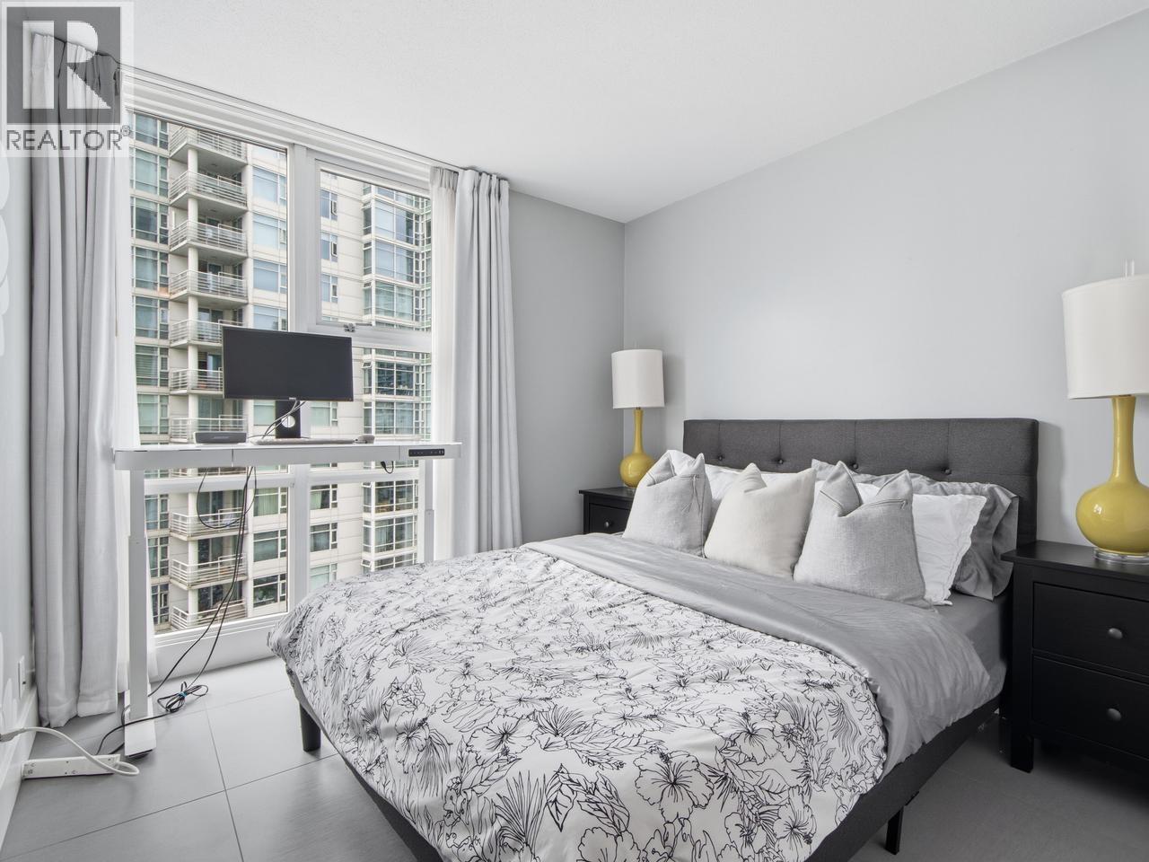 1101 193 Aquarius Mews, Vancouver, British Columbia  V6Z 2Z2 - Photo 11 - R3099736