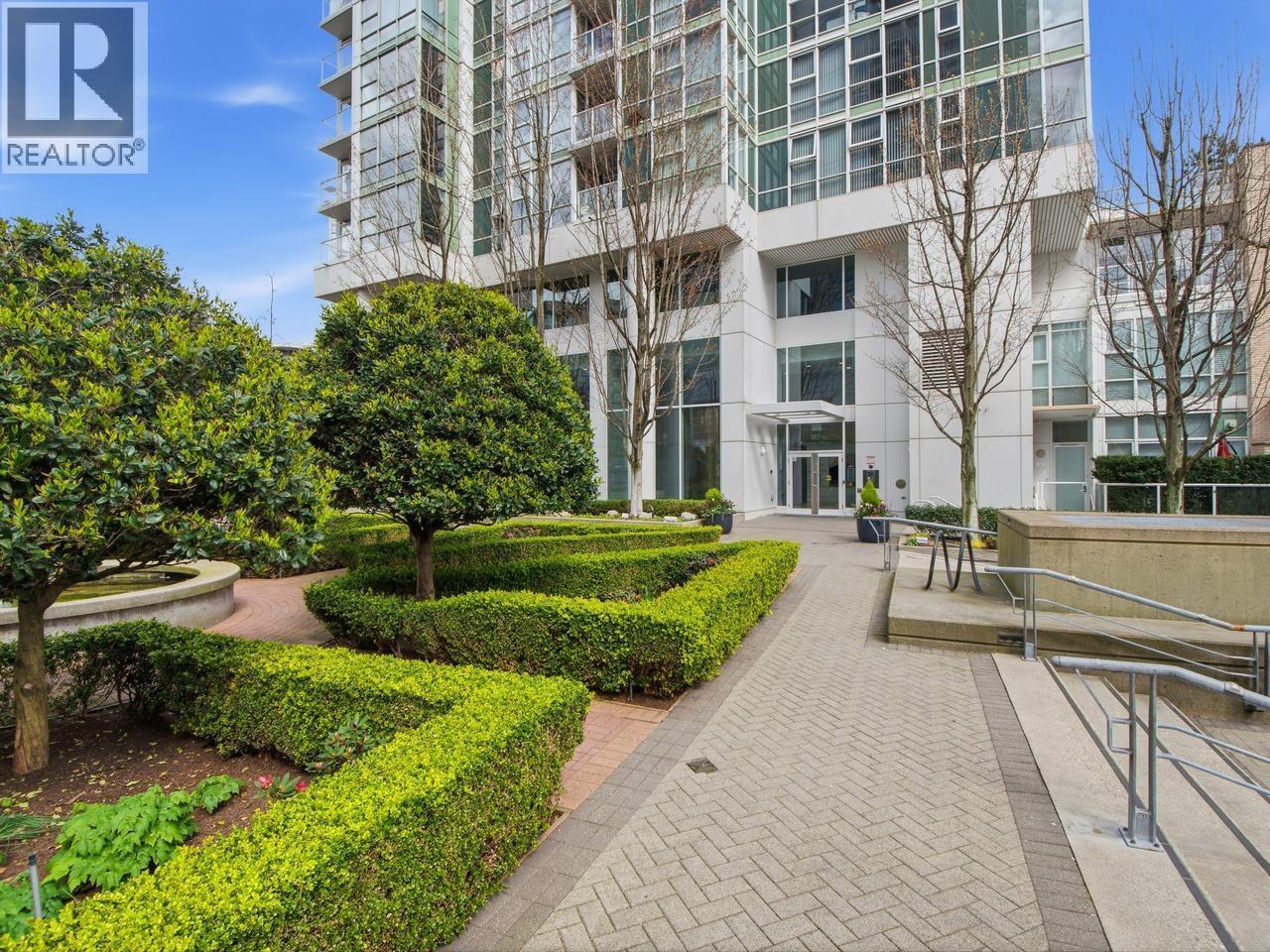 1101 193 Aquarius Mews, Vancouver, British Columbia  V6Z 2Z2 - Photo 2 - R3099736