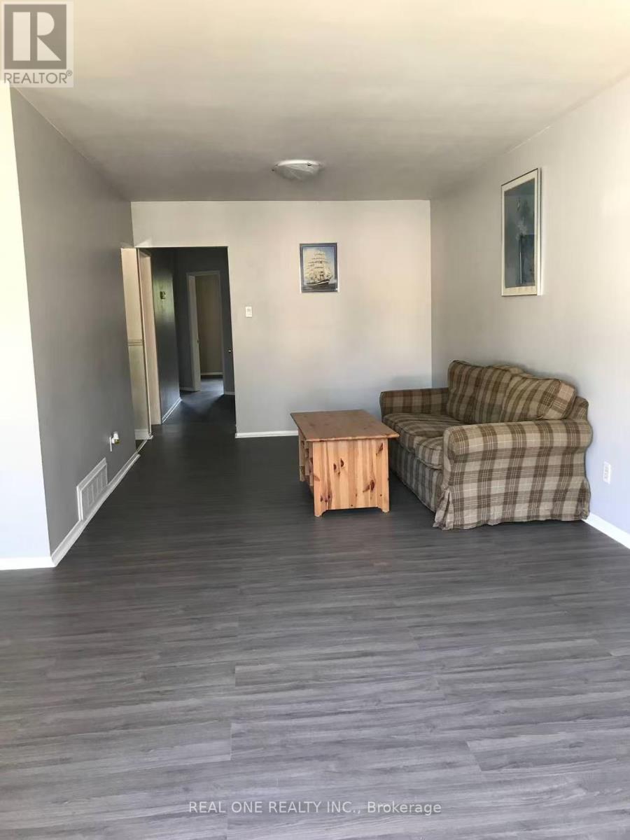 53 Cairnside Crescent, Toronto, Ontario M2J 3M9 - Photo 3 - C13004688