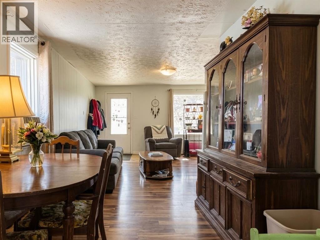 1813 4 Avenue N, Lethbridge, Alberta  T1H 0L6 - Photo 8 - A2292321