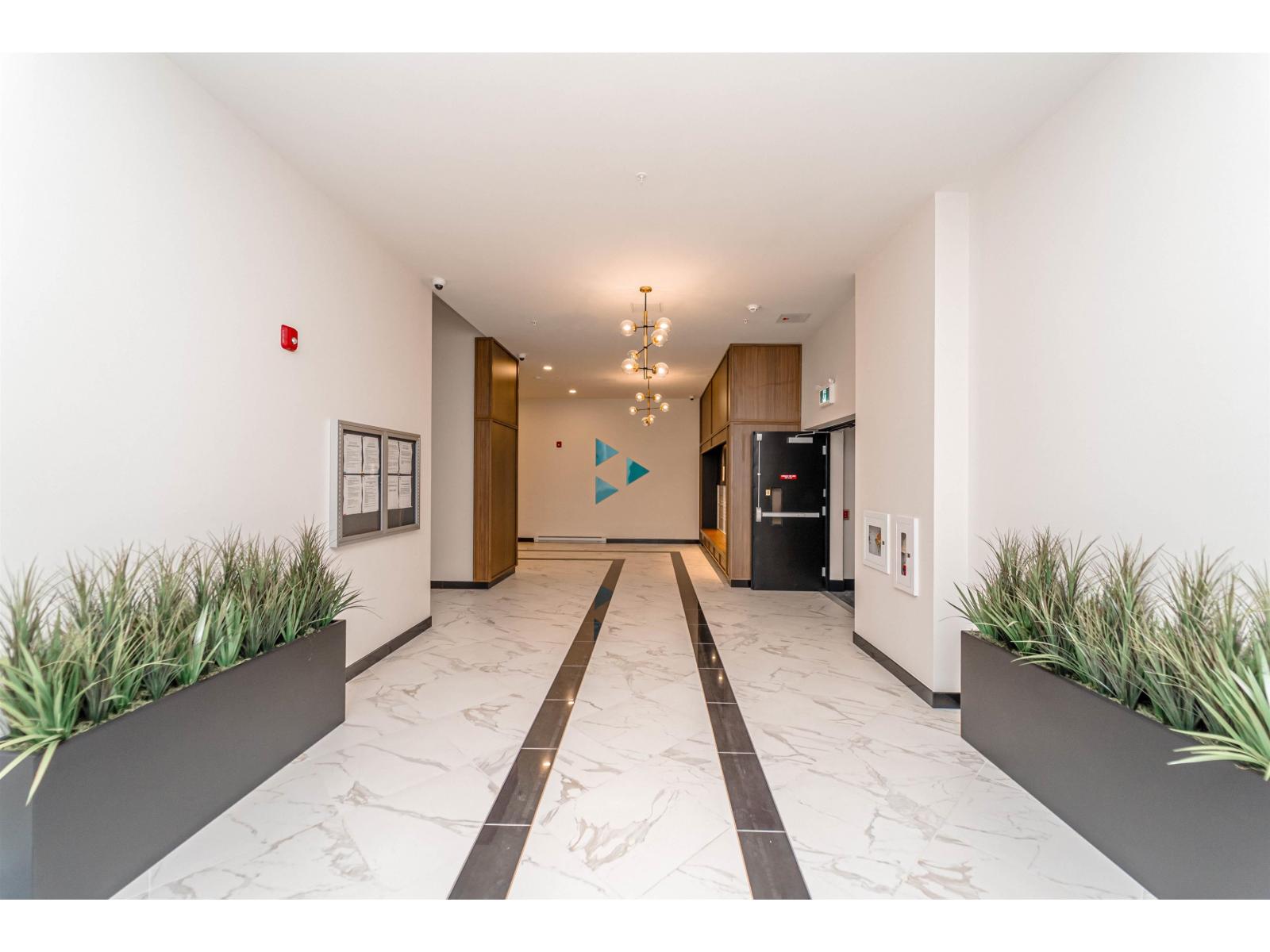 519 19885 76 Avenue, Langley, British Columbia  V2Y 4M5 - Photo 3 - R3111358