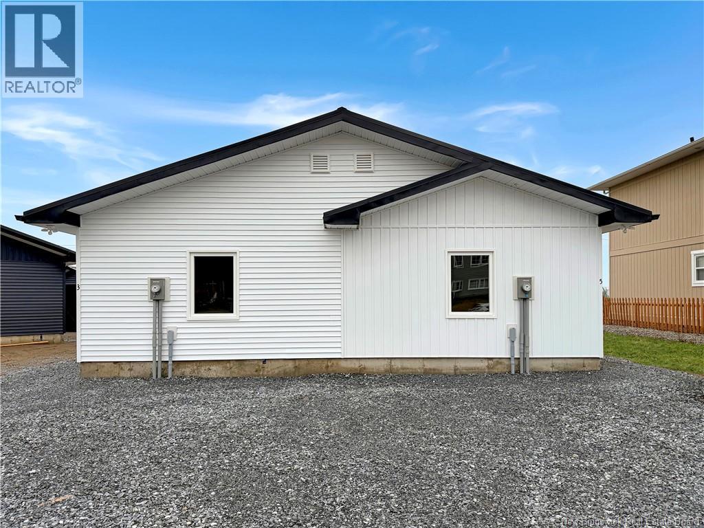 3 Berryman Street, Saint John, New Brunswick  E2J 0E4 - Photo 2 - NB135593