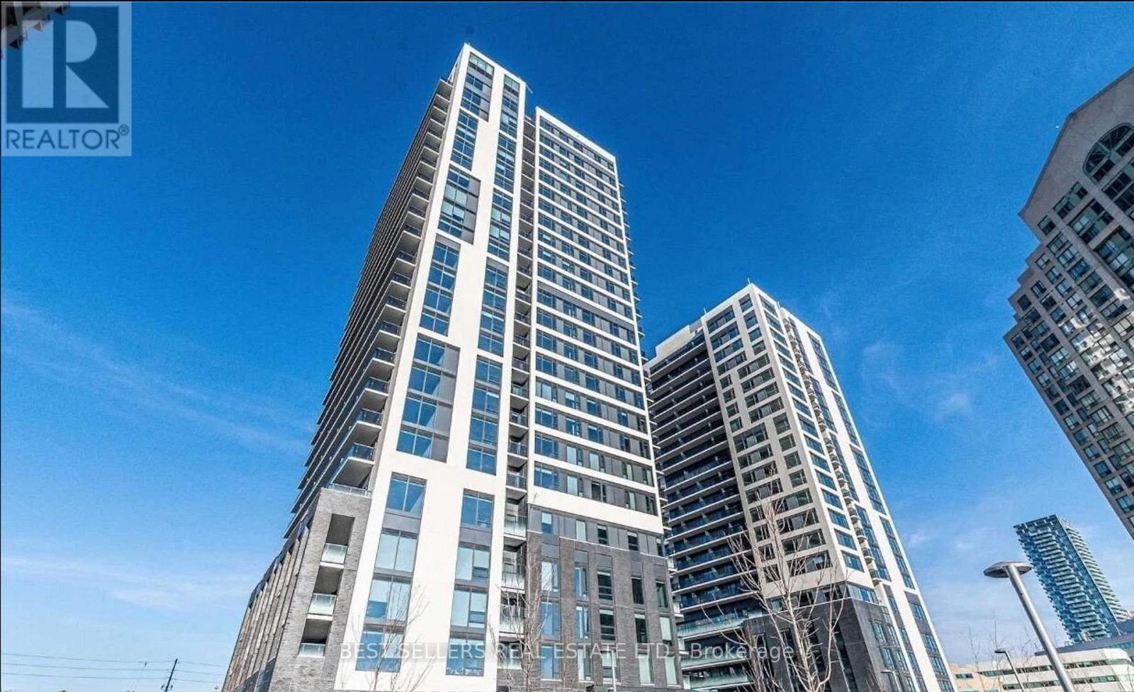 605 - 30 SAMUEL WOOD WAY, Toronto, Ontario