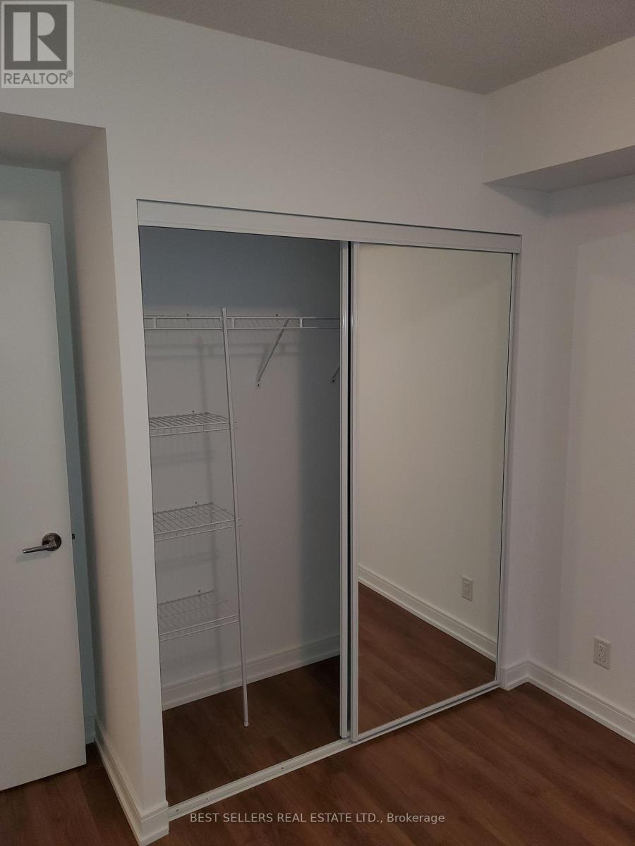 605 - 30 Samuel Wood Way, Toronto, Ontario  M9B 1B1 - Photo 3 - W13004694