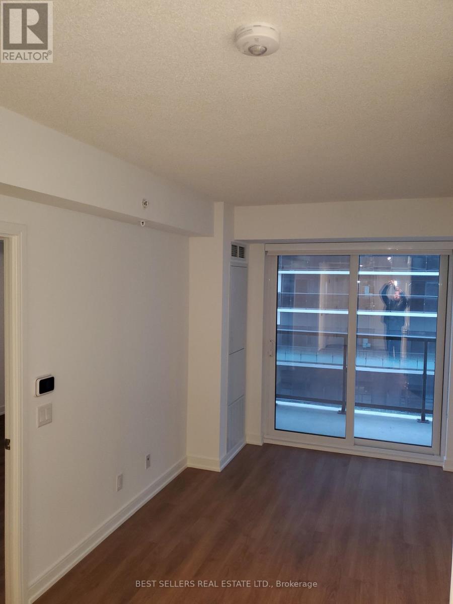 605 - 30 Samuel Wood Way, Toronto, Ontario  M9B 1B1 - Photo 6 - W13004694