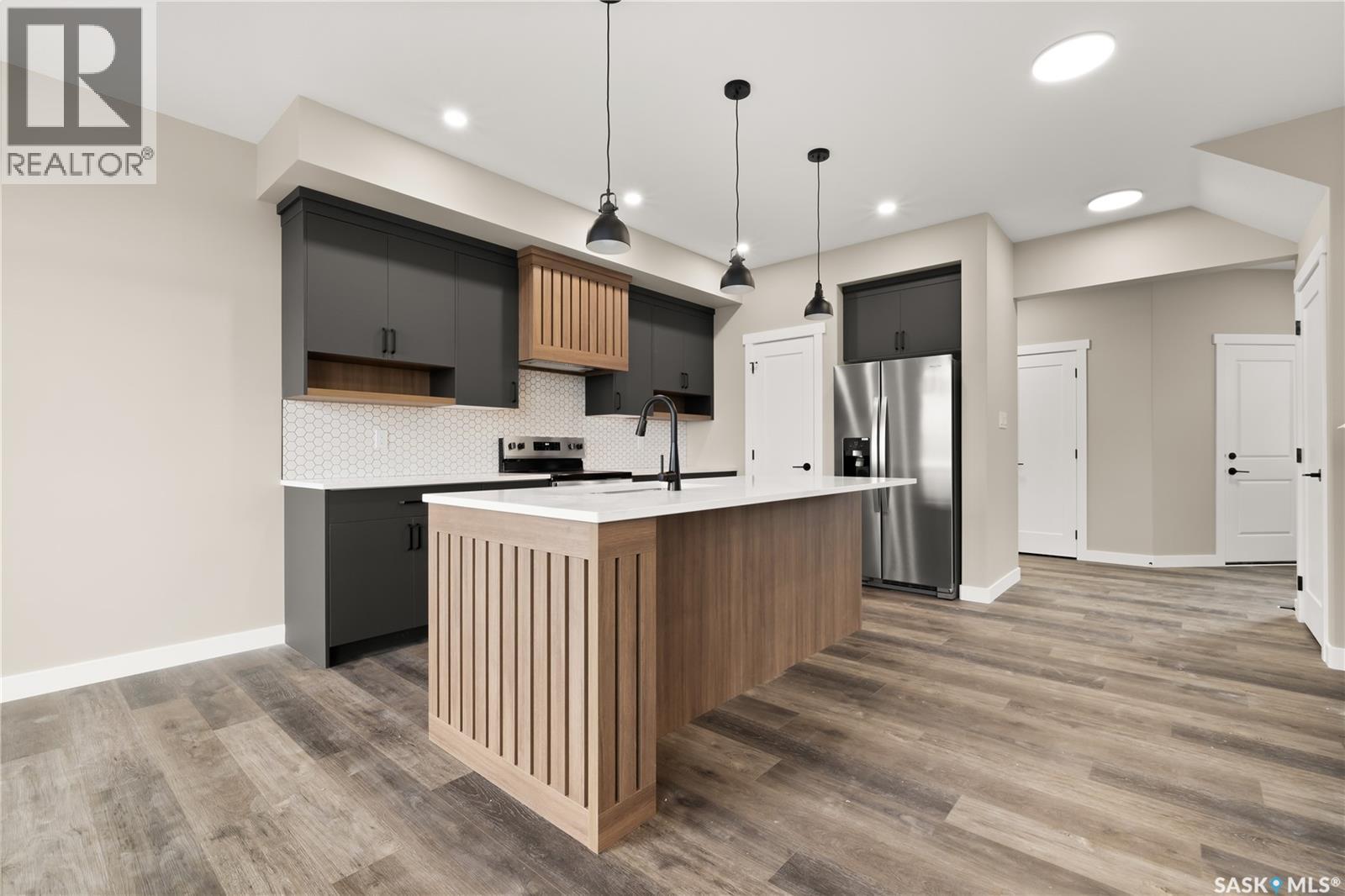 315 Veterans Drive, Warman, Saskatchewan  S0K 4S3 - Photo 12 - SK033059