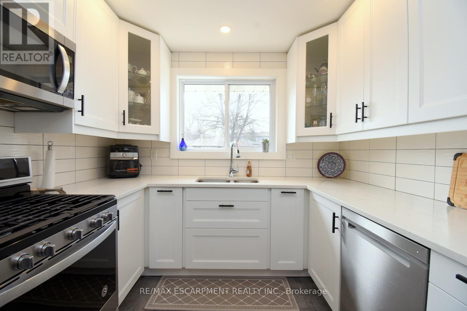 316 Cranbrook Drive, Hamilton, Ontario  L9C 4T3 - Photo 14 - X13004700