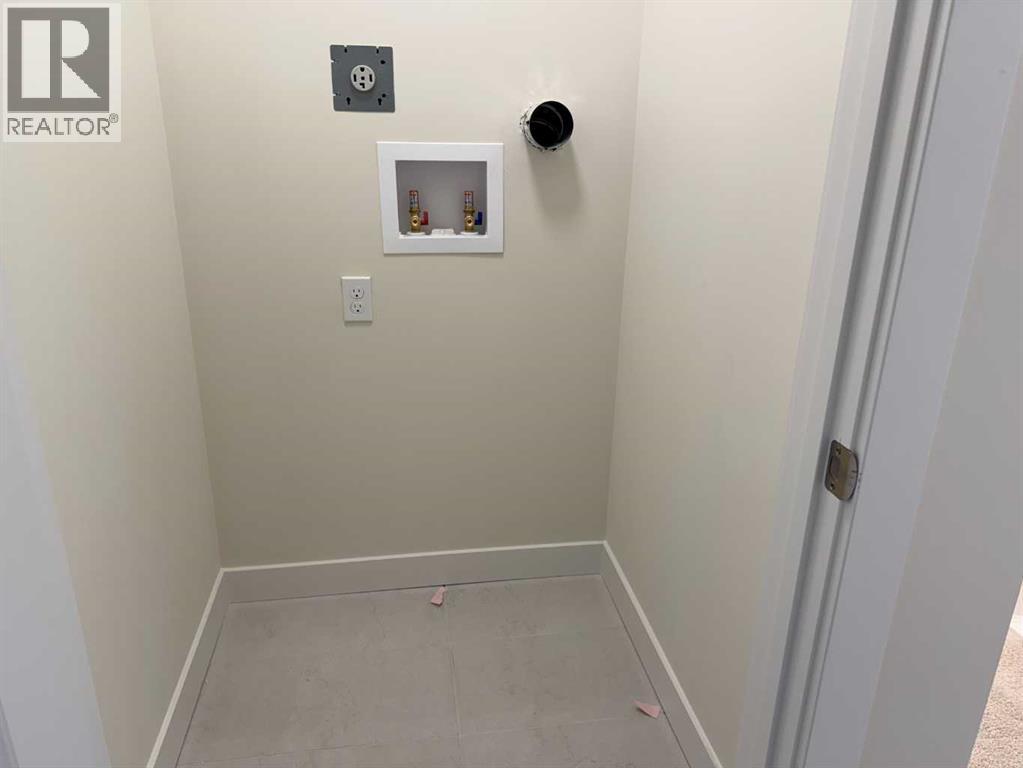 322 Sundown Road, Cochrane, Alberta  T4C 3H2 - Photo 34 - A2193822