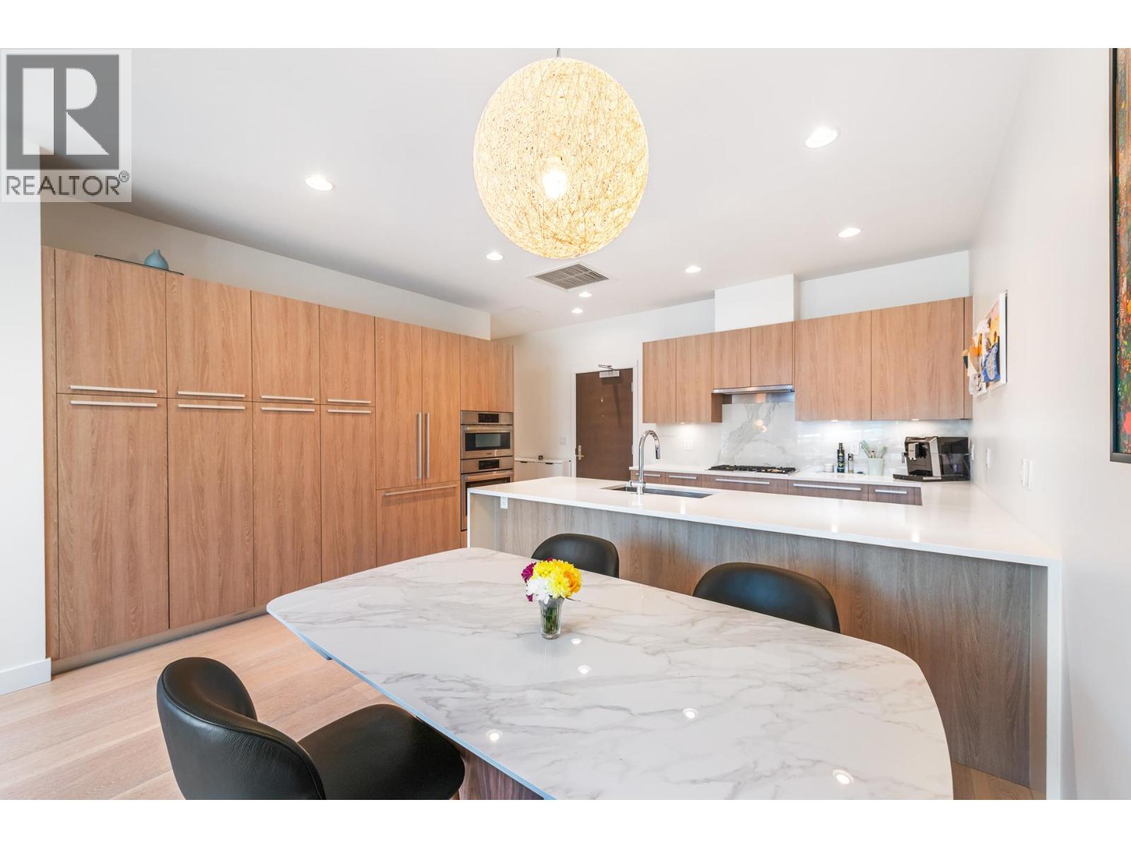 2765 Mountain Highway, North Vancouver, British Columbia  V7J 0B4 - Photo 12 - R3110600