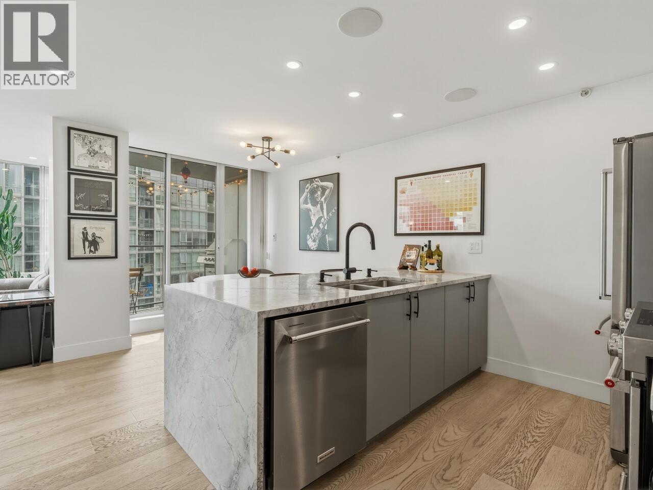 3106 1495 Richards Street, Vancouver, British Columbia  V6Z 3E3 - Photo 5 - R3107773