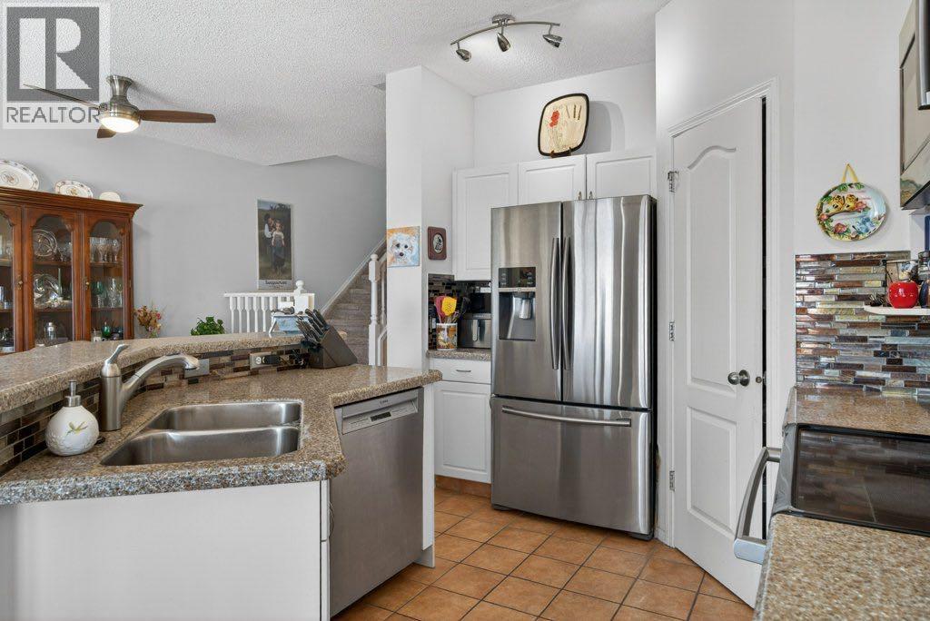 92 Hamptons Link NW, Calgary, Alberta  T3A 5V9 - Photo 11 - A2300604