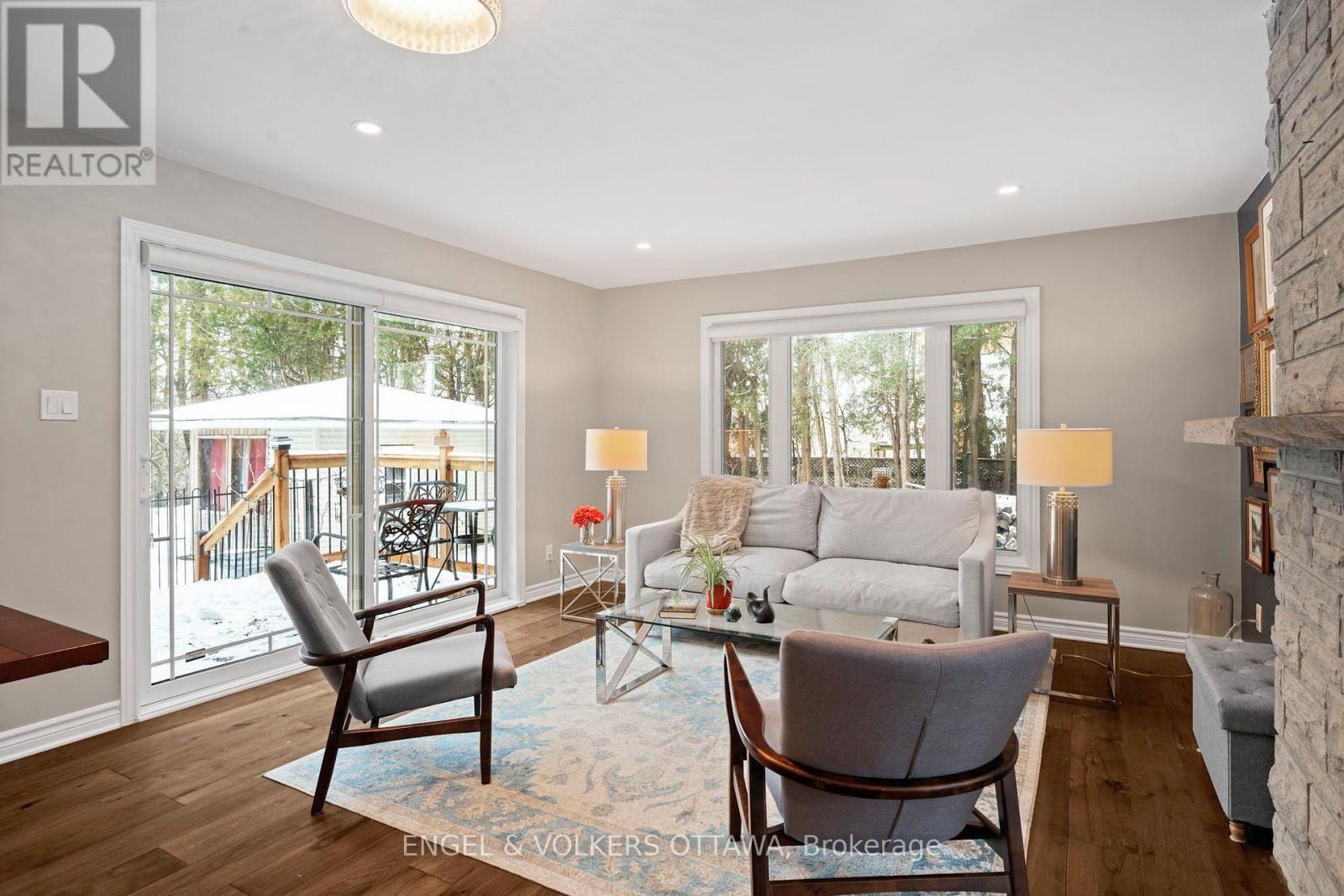 3 Hazelwood Way, Ottawa, Ontario  K2C 3H1 - Photo 4 - X13003414