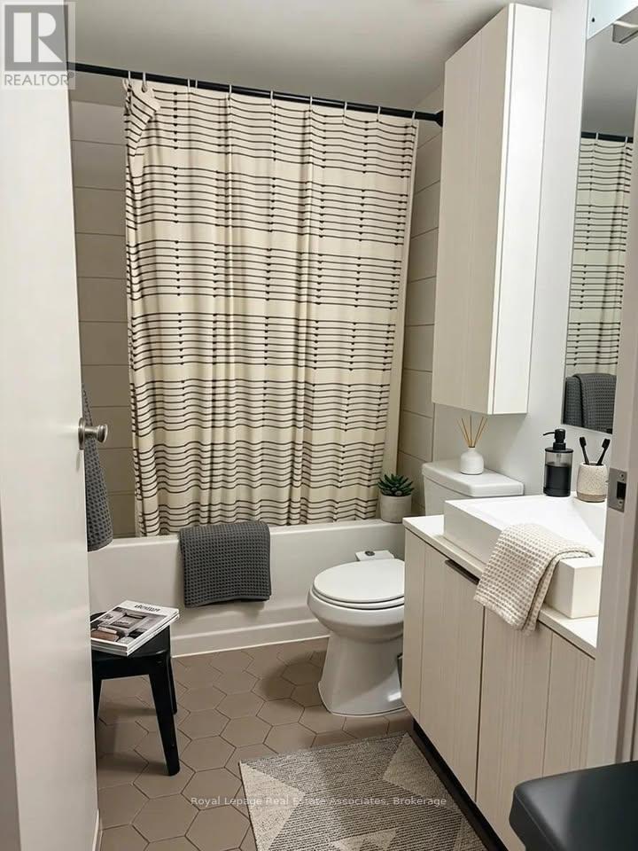 2206 - 68 Shuter Street, Toronto, Ontario  M5B 1B4 - Photo 7 - C12982908