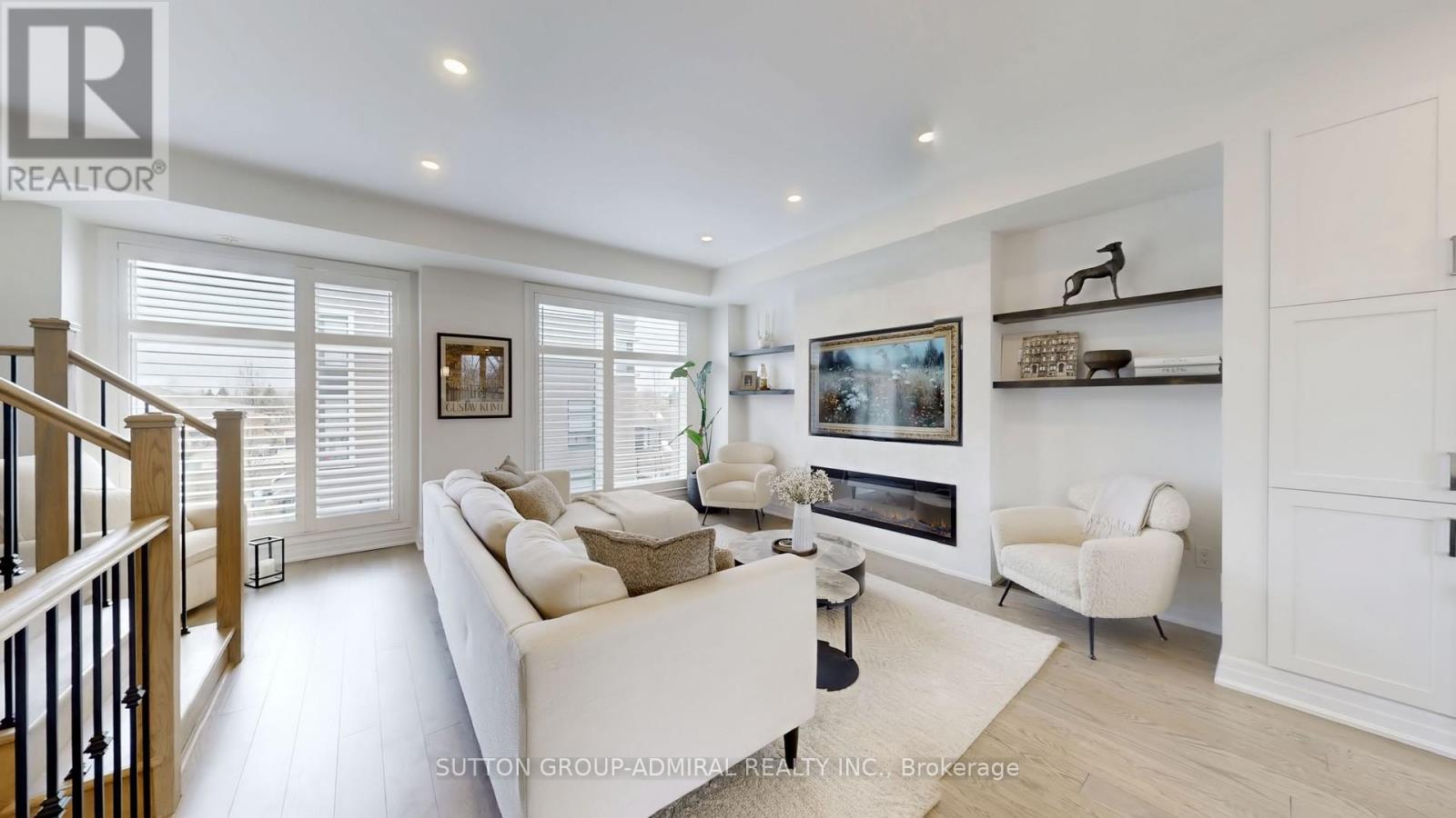 60 Juneau Street, Vaughan, Ontario  L4L 0H6 - Photo 3 - N12950376