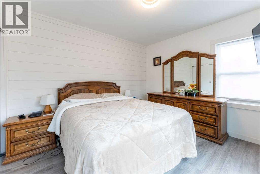 825 7 Street S, Lethbridge, Alberta  T1J 2H7 - Photo 14 - A2301464