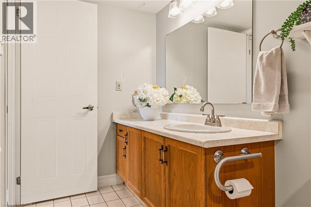 5070 Pinedale Avenue Unit# 407, Burlington, Ontario  L7L 5V6 - Photo 21 - 40819974