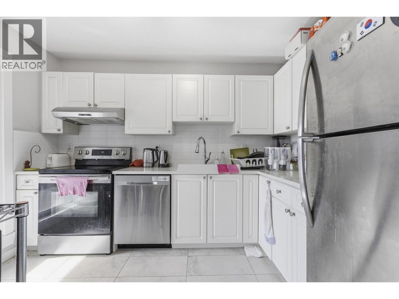 303 1310 Cariboo Street, New Westminster, British Columbia  V3M 1X2 - Photo 7 - R3111344