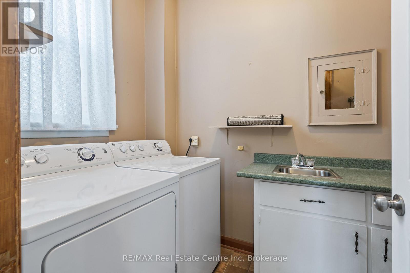 24 Lindsay Street, Kawartha Lakes, Ontario  K0M 1N0 - Photo 18 - X13004730