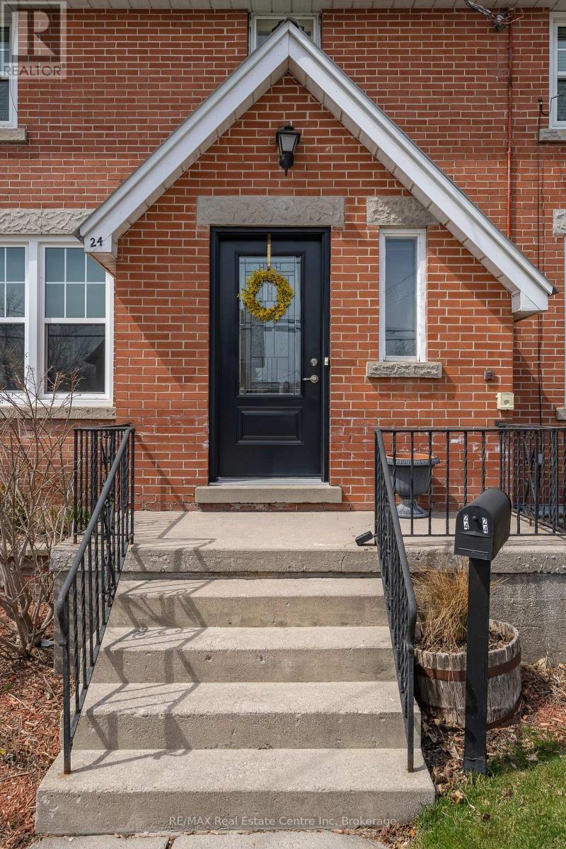 24 Lindsay Street, Kawartha Lakes, Ontario  K0M 1N0 - Photo 5 - X13004730