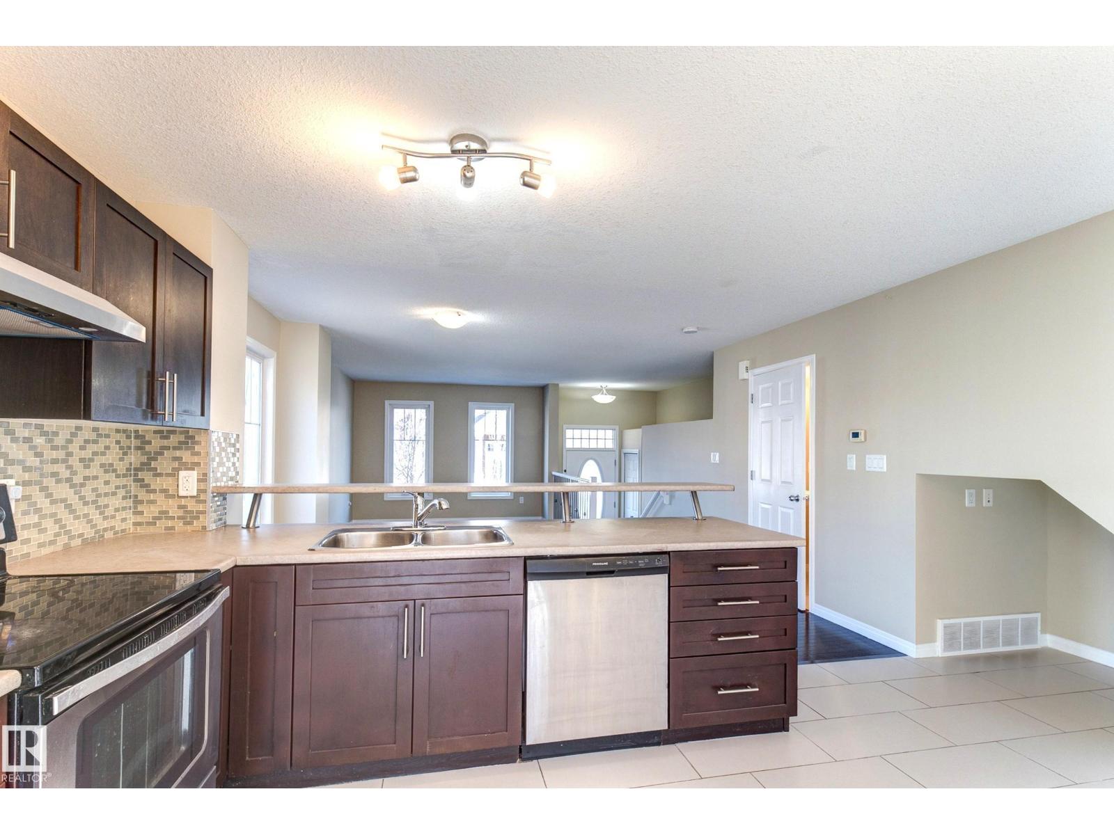 #27 1623 Towne Centre Bv Nw, Edmonton, Alberta  T6R 0S3 - Photo 17 - E4482479