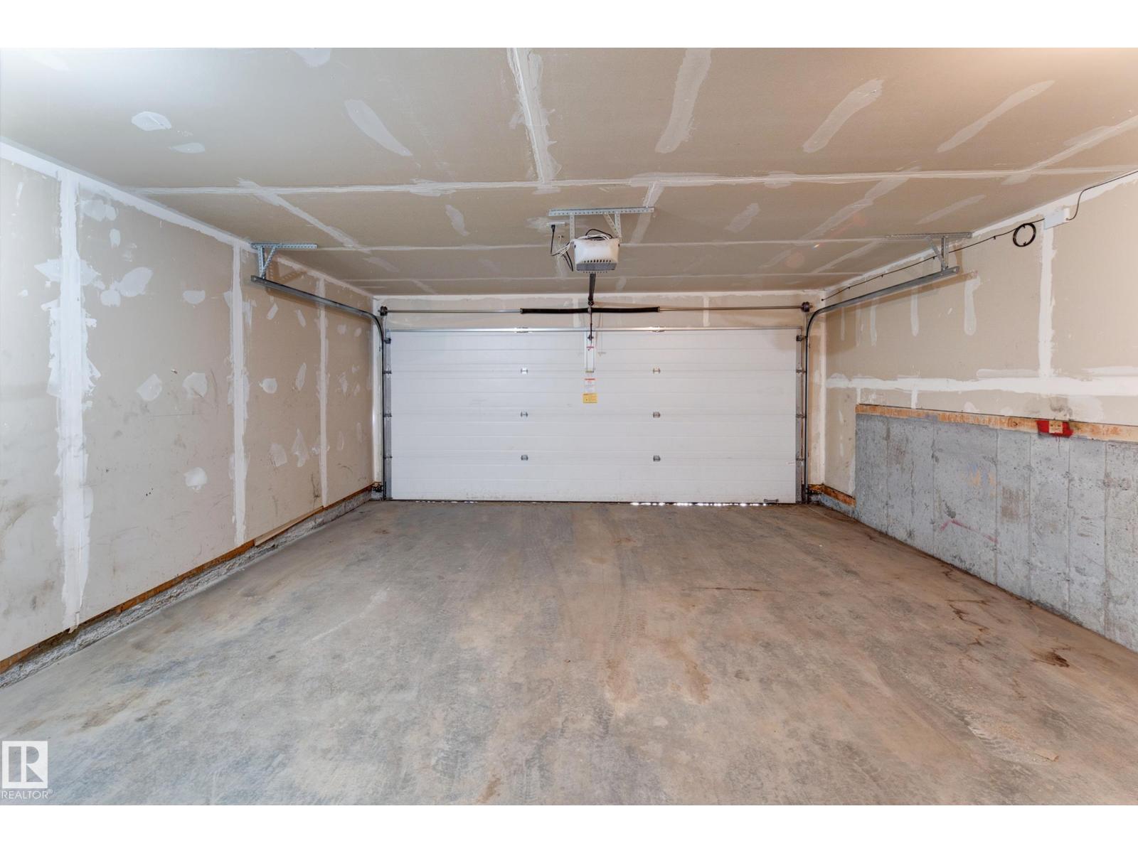 #27 1623 Towne Centre Bv Nw, Edmonton, Alberta  T6R 0S3 - Photo 38 - E4482479