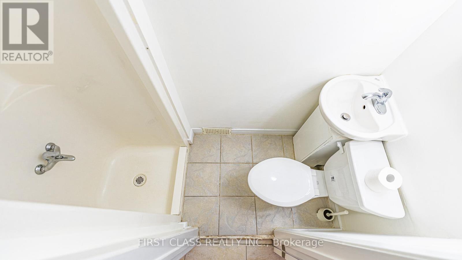 102 Jenny Wrenway Way, Toronto, Ontario  M2H 2Z2 - Photo 11 - C13004728