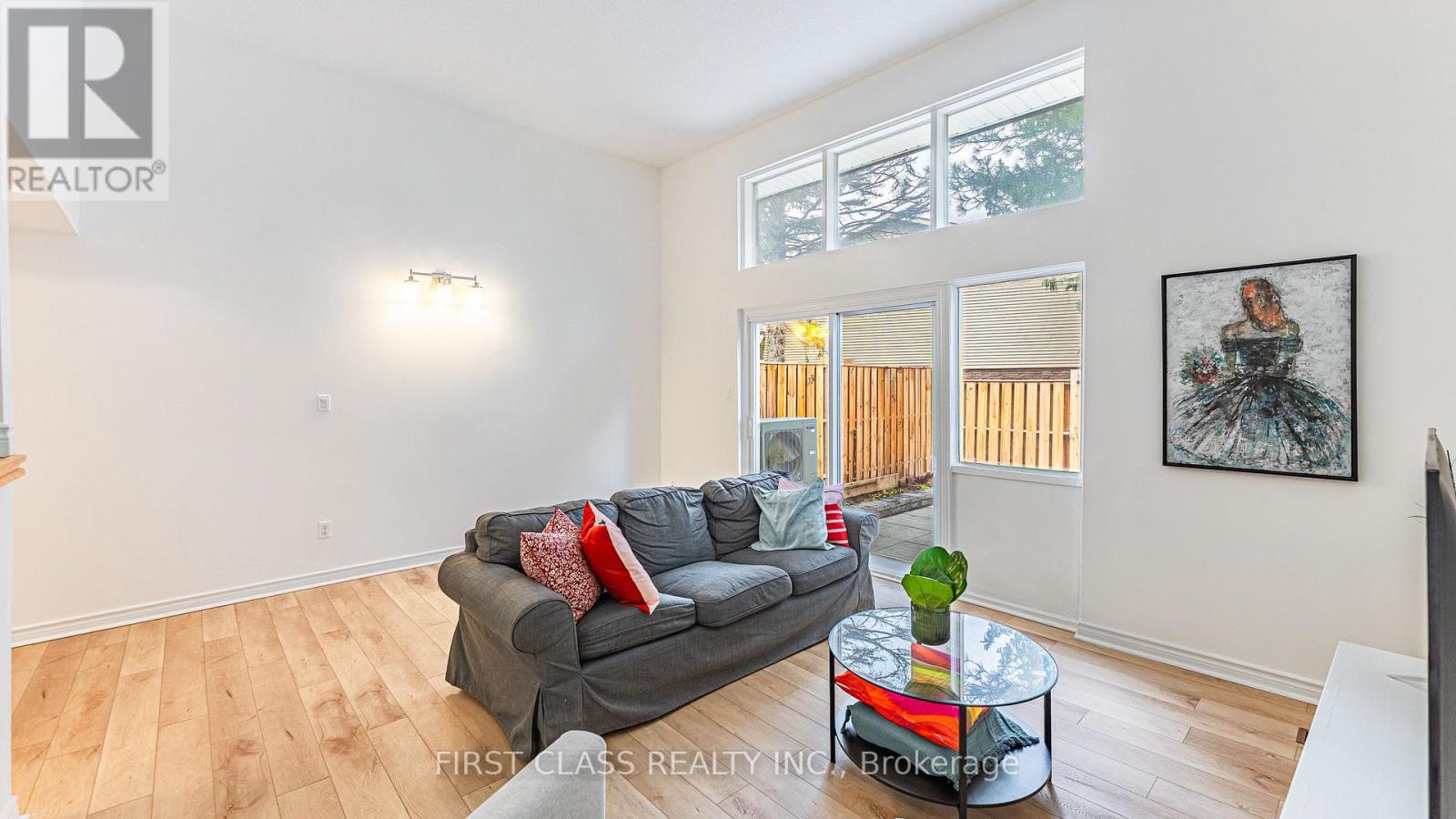 102 Jenny Wrenway Way, Toronto, Ontario  M2H 2Z2 - Photo 2 - C13004728