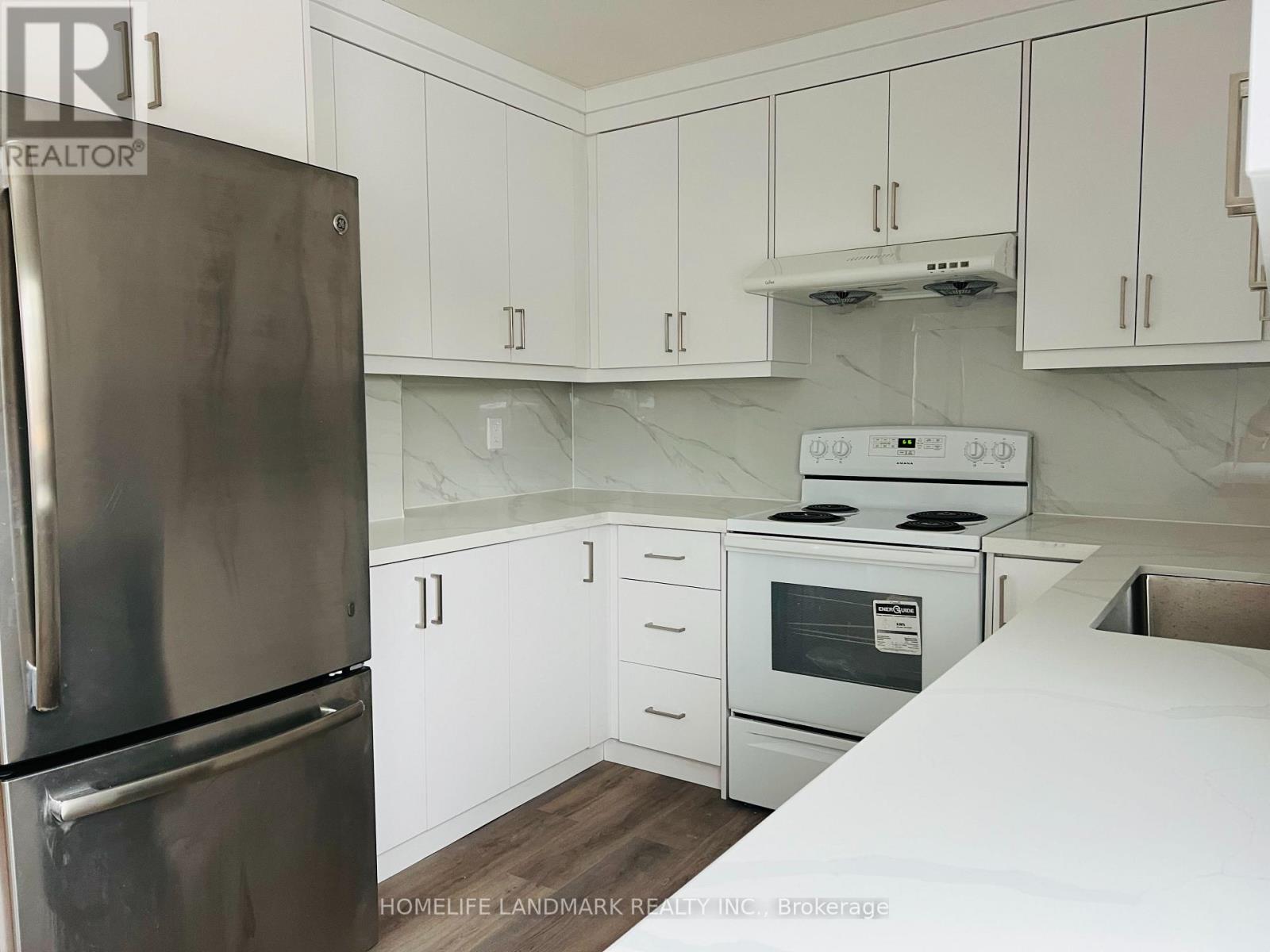 256 Sprucewood Court N, Toronto, Ontario  M1W 1R1 - Photo 2 - E13004732