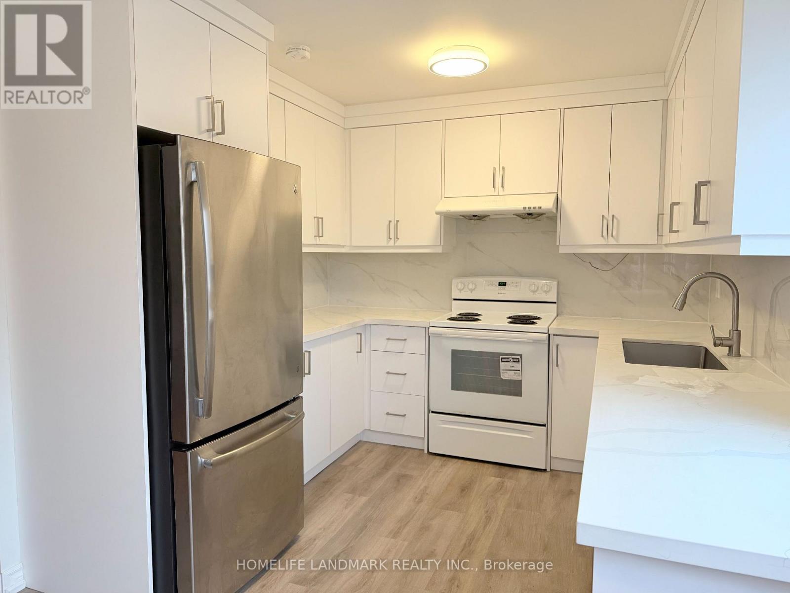 256 Sprucewood Court N, Toronto, Ontario  M1W 1R1 - Photo 3 - E13004732