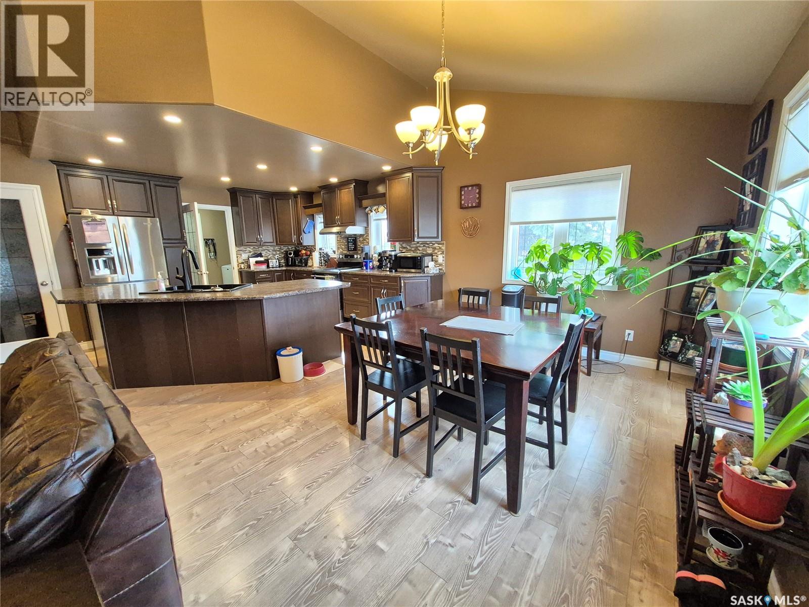 316 Frederick Street, Ogema, Saskatchewan  S0C 1Y0 - Photo 10 - SK033050