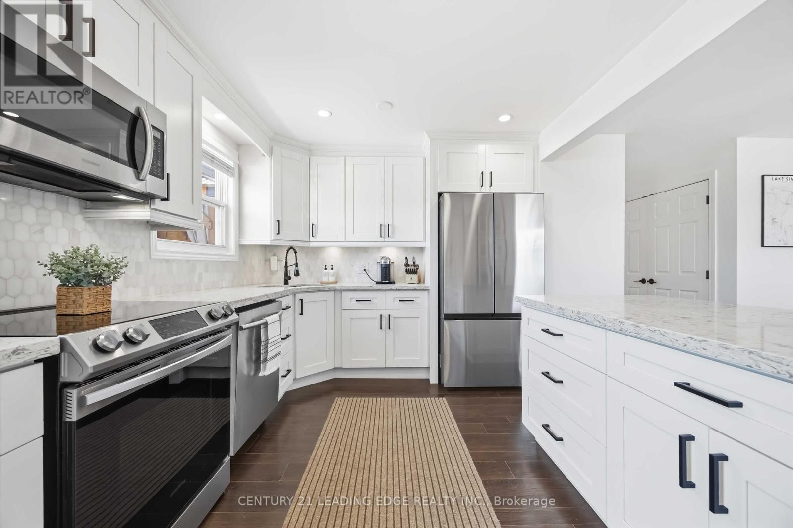 787 Third Avenue, Georgina, Ontario  L0E 1S0 - Photo 17 - N13004754