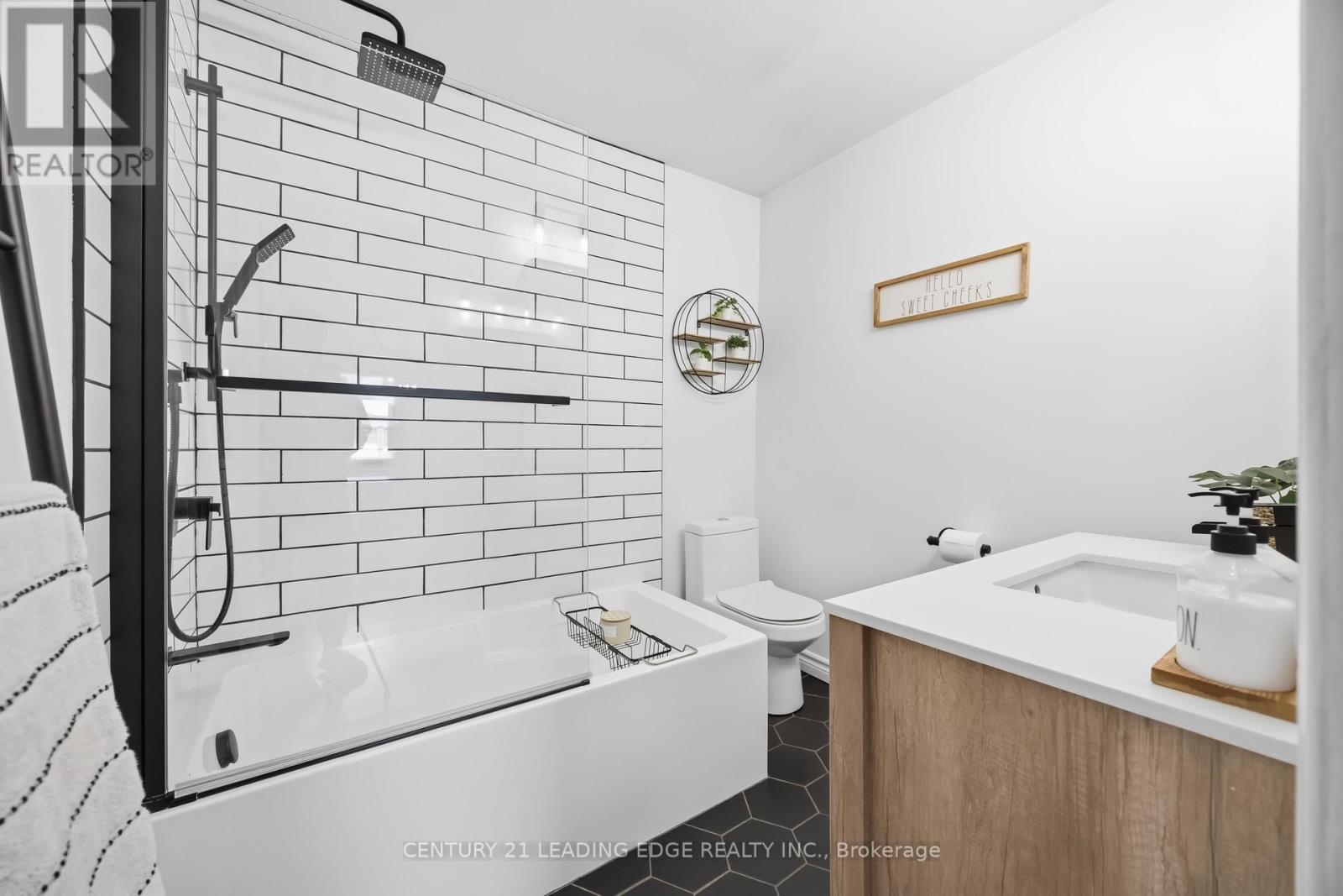 787 Third Avenue, Georgina, Ontario  L0E 1S0 - Photo 26 - N13004754