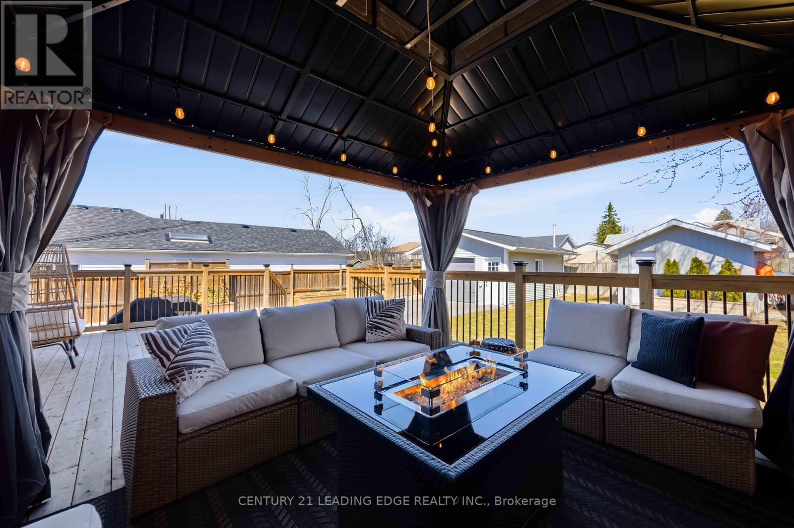 787 Third Avenue, Georgina, Ontario  L0E 1S0 - Photo 34 - N13004754