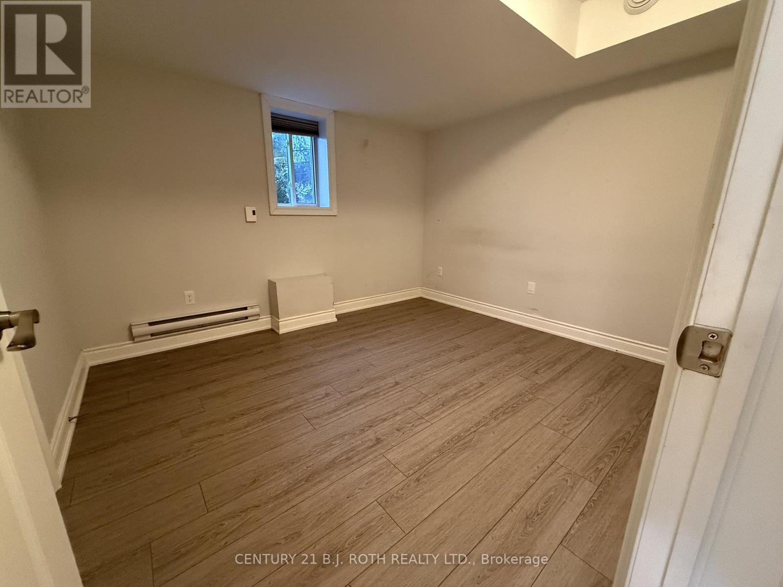 Lower Unit - 179 Patterson Road, Barrie, Ontario  L4N 4R7 - Photo 5 - S13004710