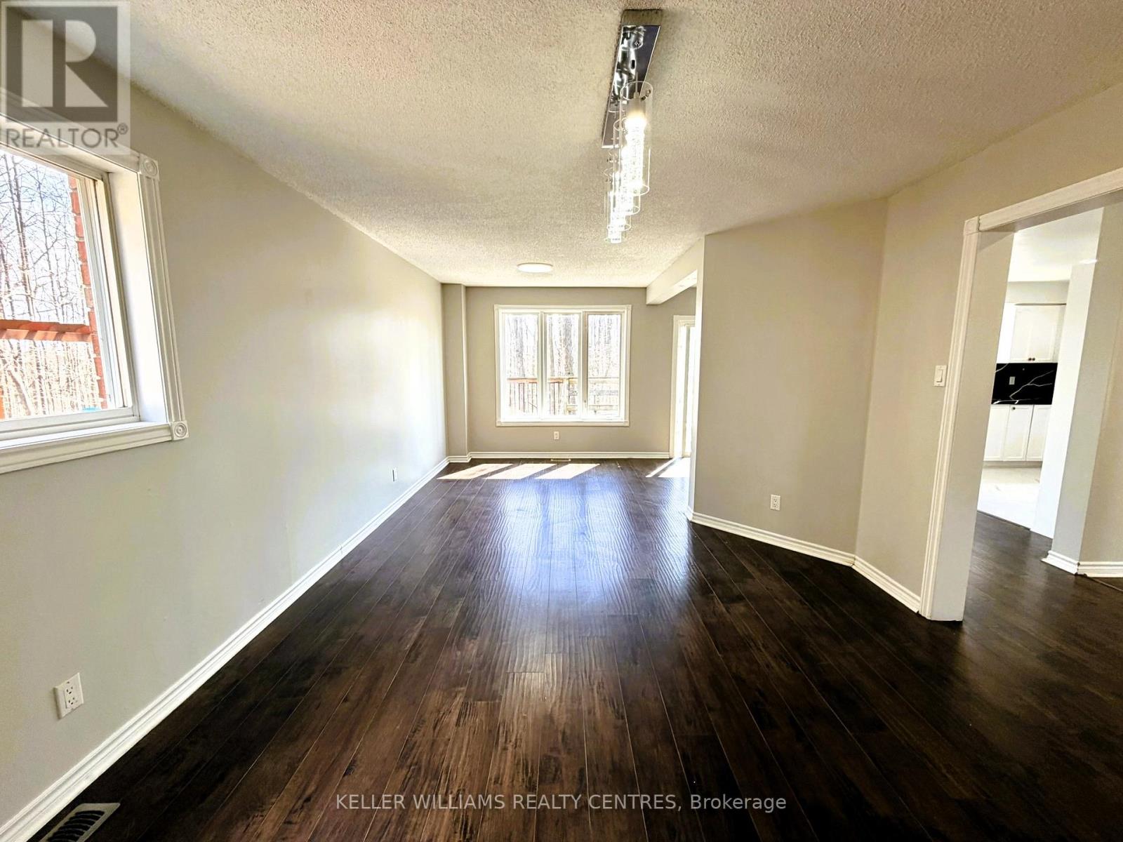 Upper - 53 Stollar Boulevard, Barrie (Little Lake), Ontario  L4M 6N3 - Photo 10 - S13004740