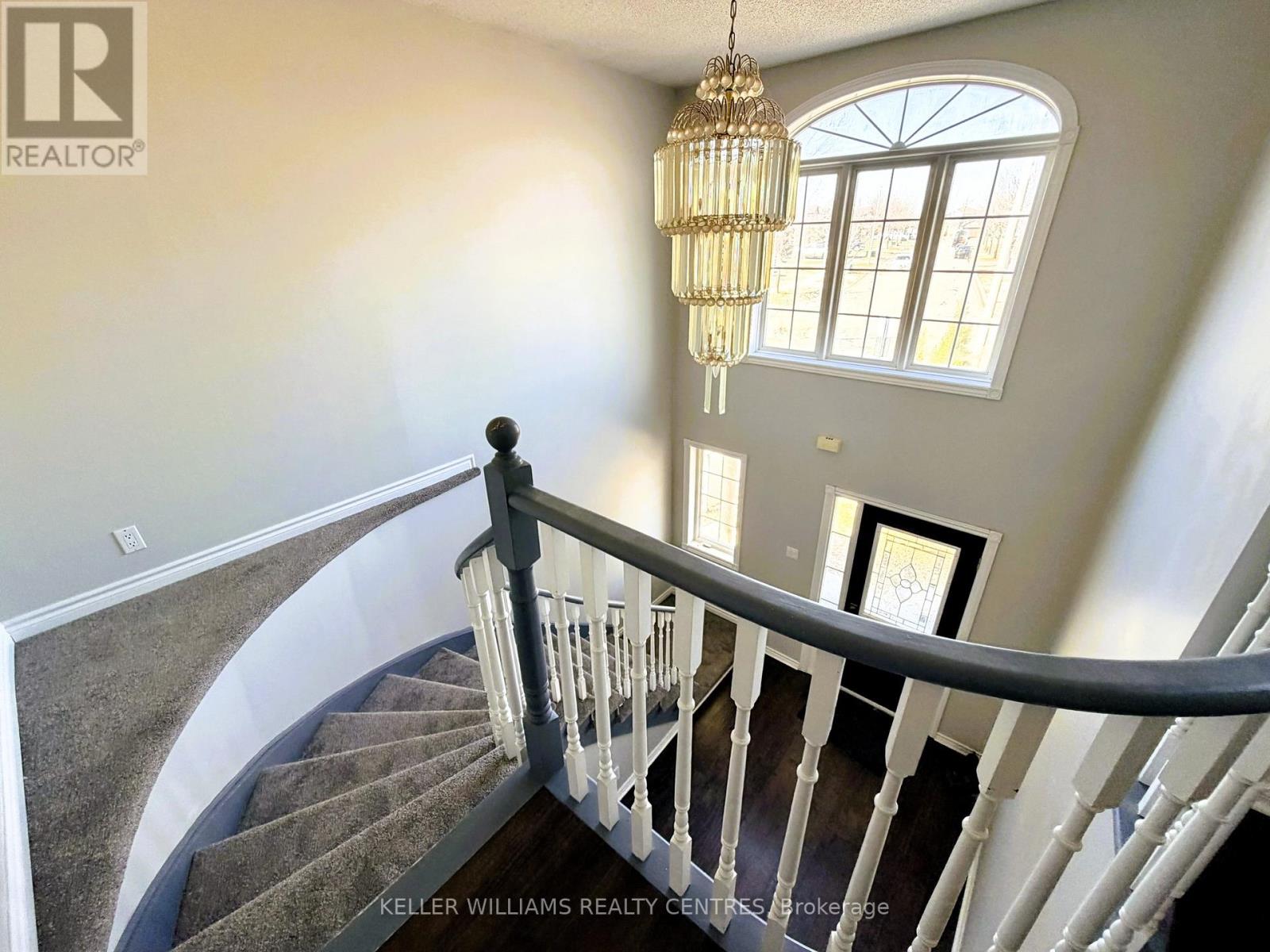 Upper - 53 Stollar Boulevard, Barrie (Little Lake), Ontario  L4M 6N3 - Photo 29 - S13004740