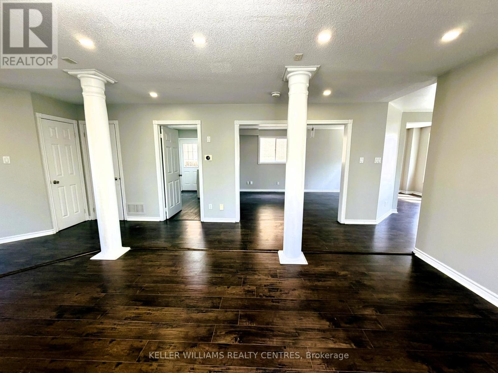 Upper - 53 Stollar Boulevard, Barrie (Little Lake), Ontario  L4M 6N3 - Photo 7 - S13004740