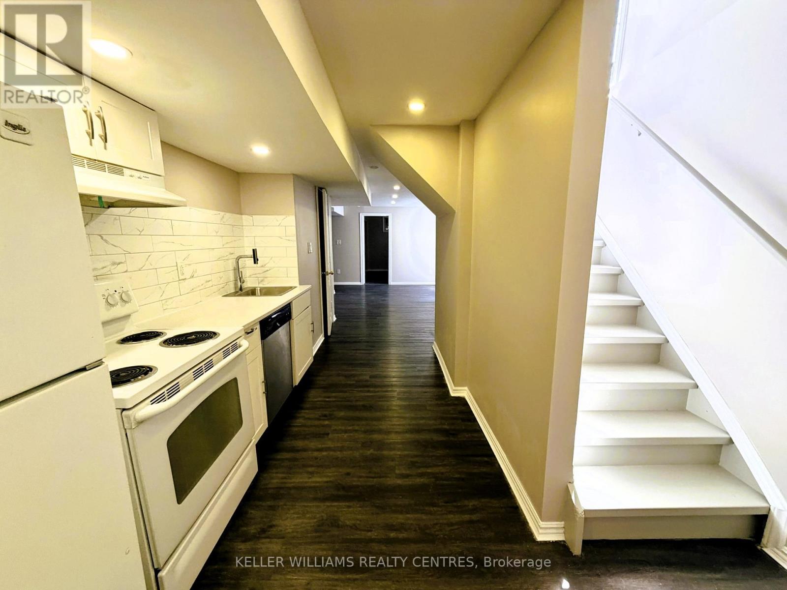 Lower - 53 Stollar Boulevard, Barrie, Ontario  L4M 6N3 - Photo 4 - S13004742