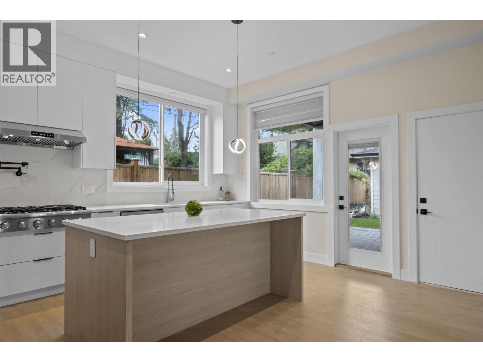 1433 Barberry Drive, Port Coquitlam, British Columbia  V3B 1G2 - Photo 3 - R3111653